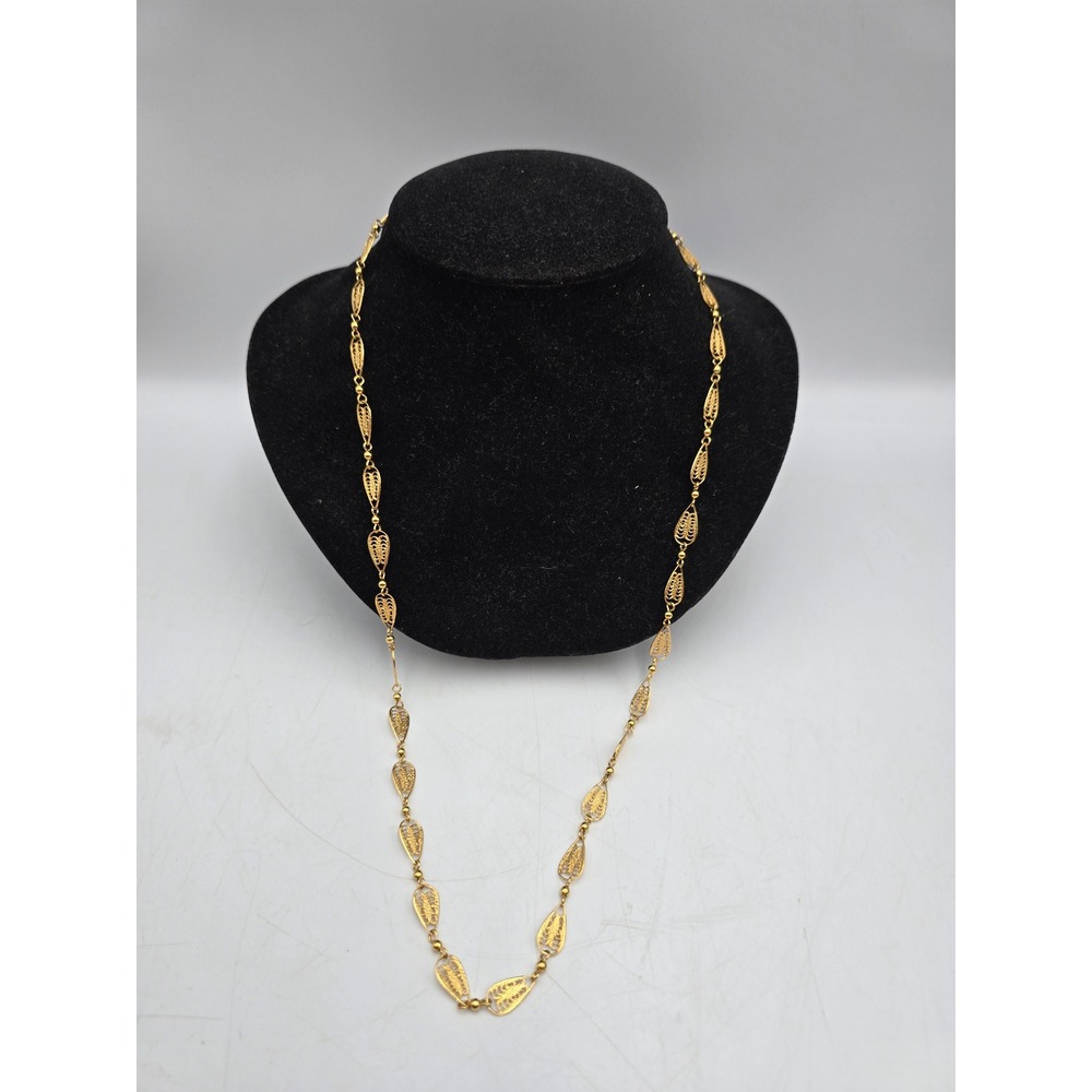 Trifari Filigree Leaf Necklace Womens OS Gold Excellent Vintage Openwork Chain